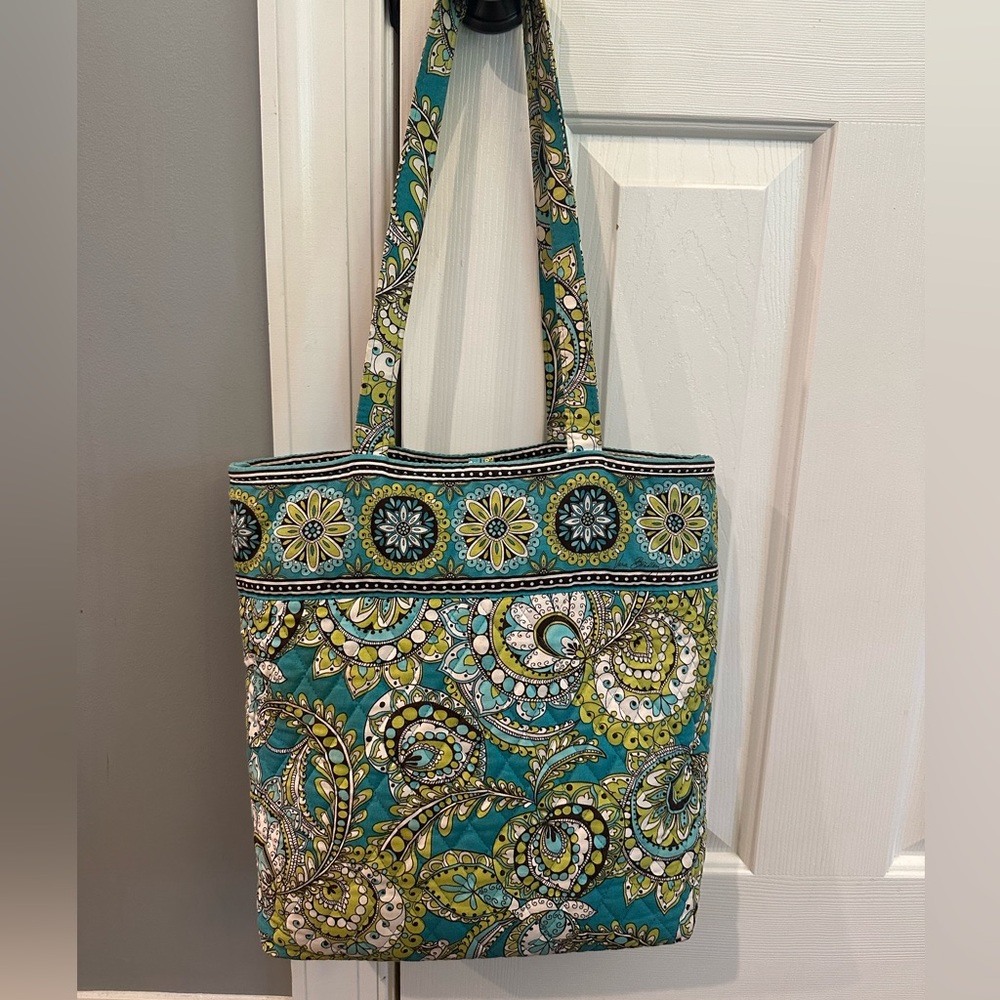 Vera Bradley Tote Bag Retired Pattern Peacock